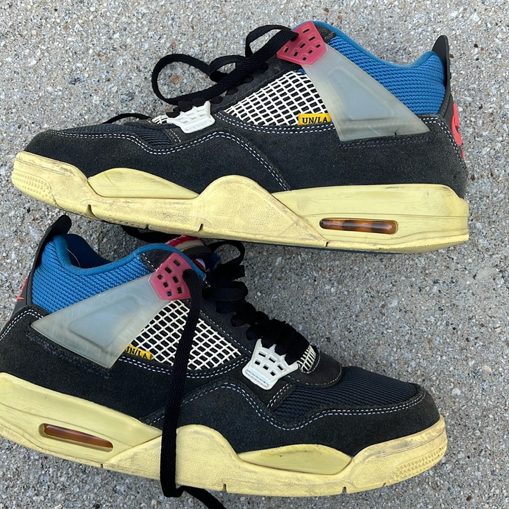 Jordan 4 union “off noir”